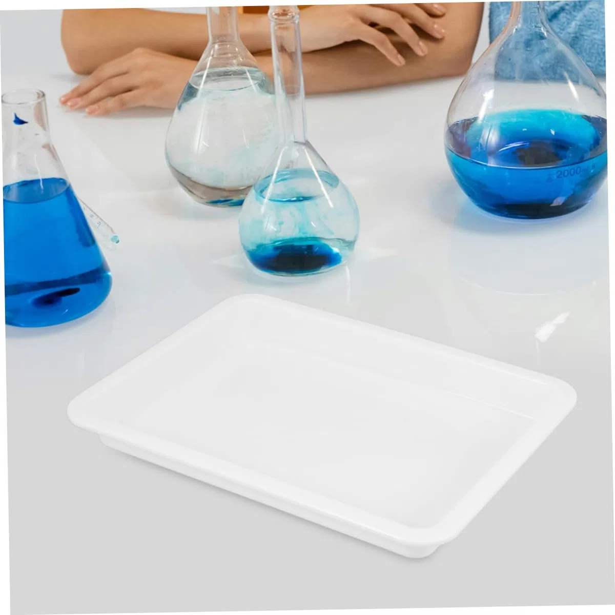 Alipis Vassoio da Laboratorio Confezione da 4 Pezzi in Bianco Resistente ad Acidi e Basi, Facile da Pulire e Contenimento Reagenti per Esperimenti Chimici